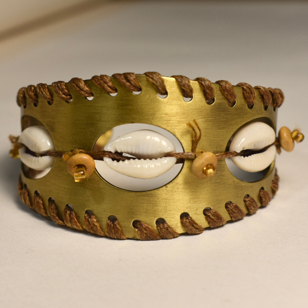 Vintage Goldtone and Shell Bracelet