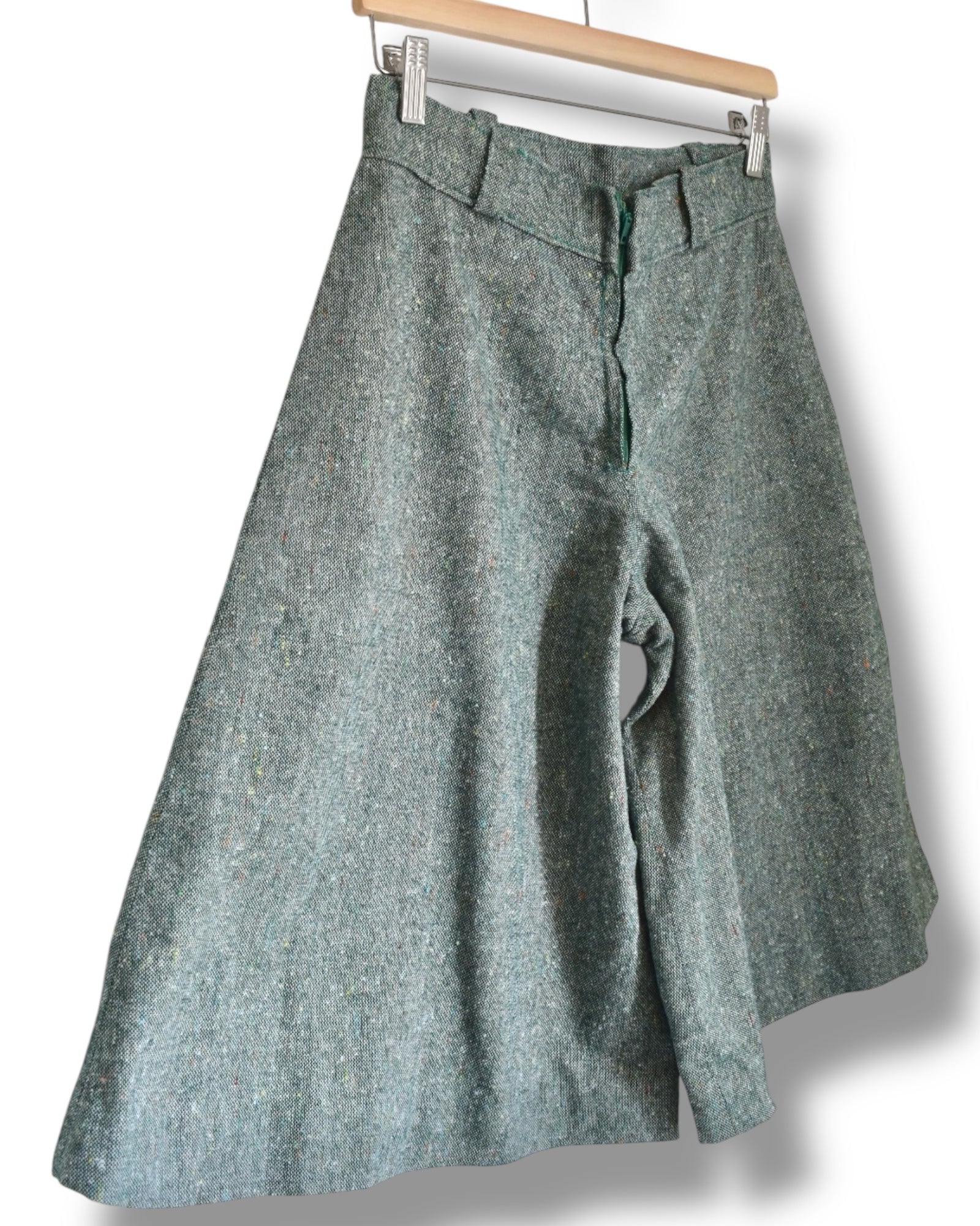 Vintage Women’s Green Wool Tweed Culotte Shorts