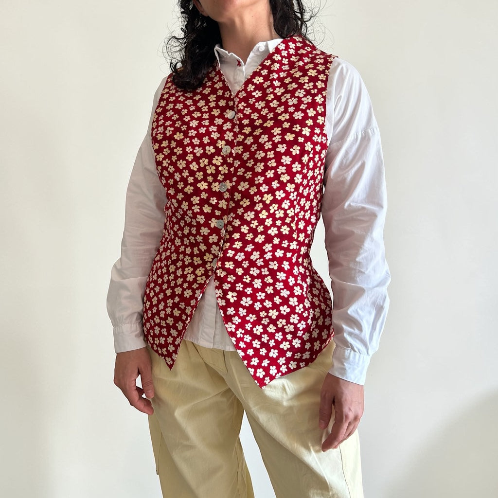 90s Ditsy Floral Print Vest • Red & Cream Button-Down Waistcoat