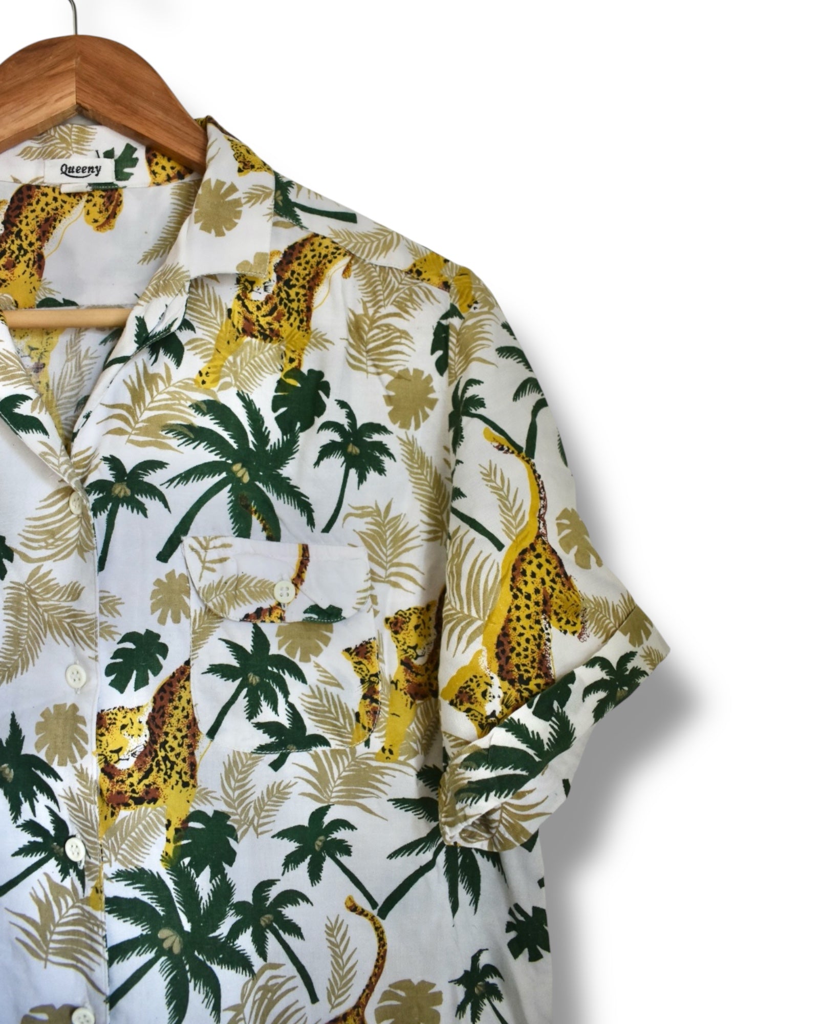 Vintage Cropped Button-Up Shirt with Tropical Leopard Print