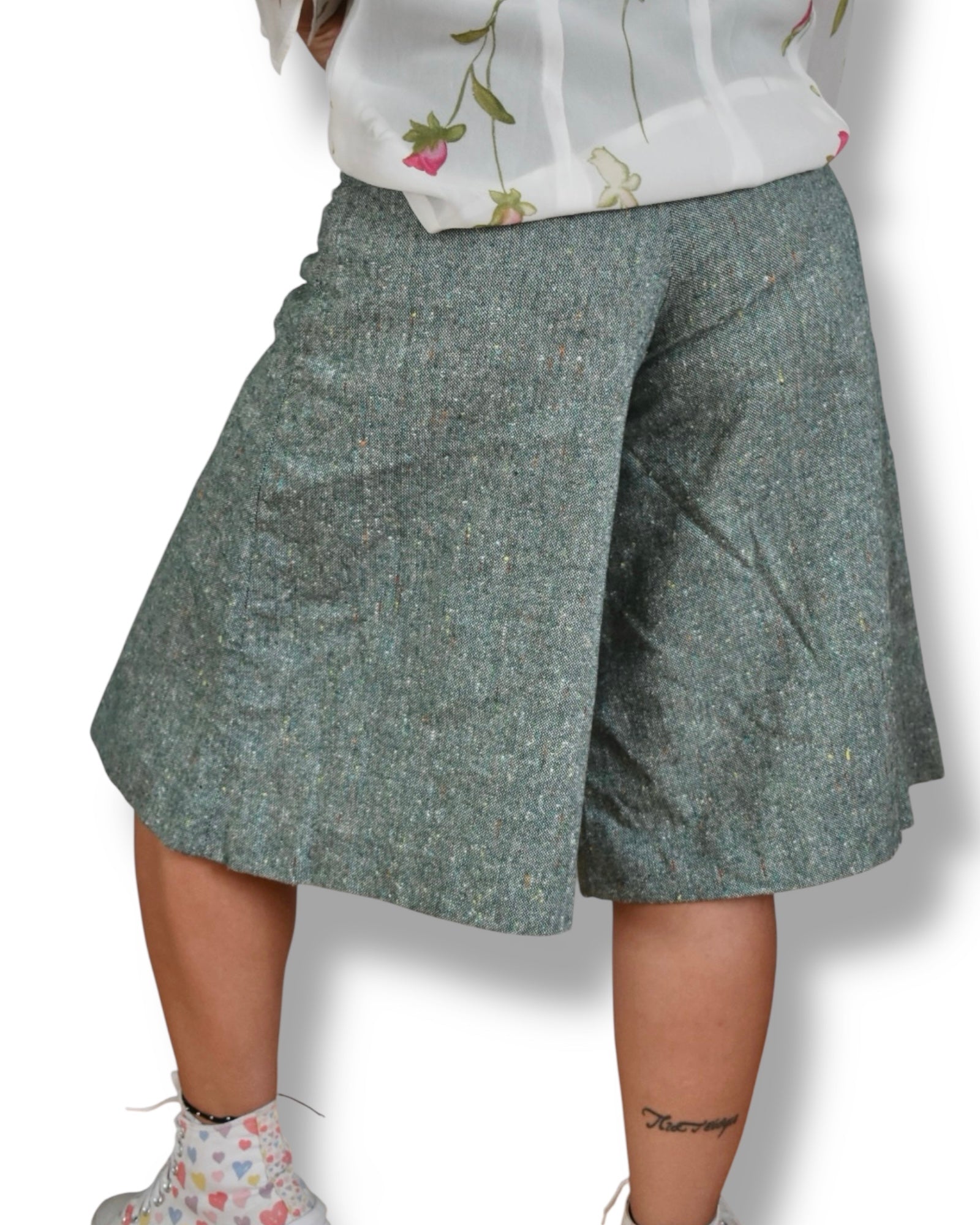 Vintage Women’s Green Wool Tweed Culotte Shorts