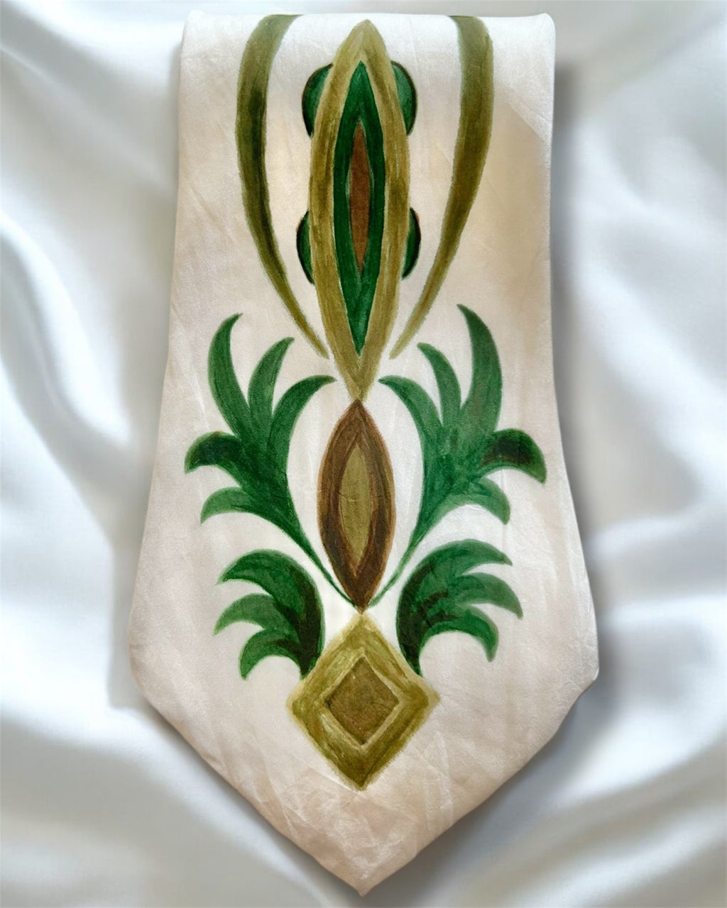 Hand painted Cream Silk Vintage Tie