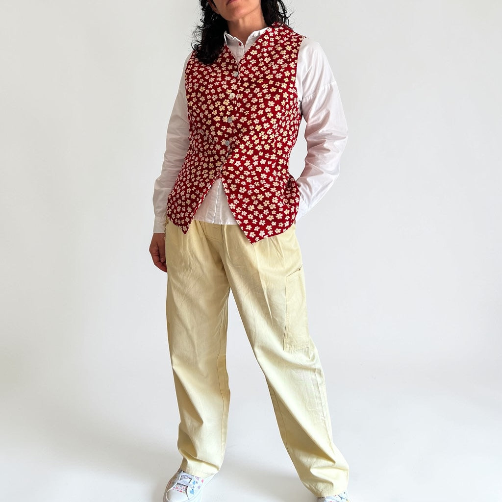 90s Ditsy Floral Print Vest • Red & Cream Button-Down Waistcoat