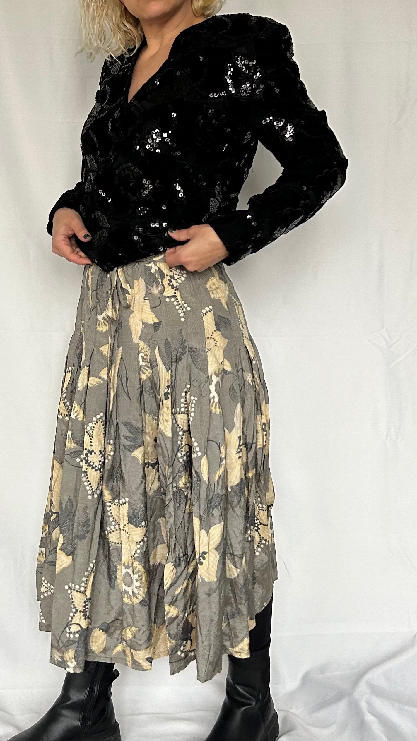 Vintage Midi Pleated Floral Skirt