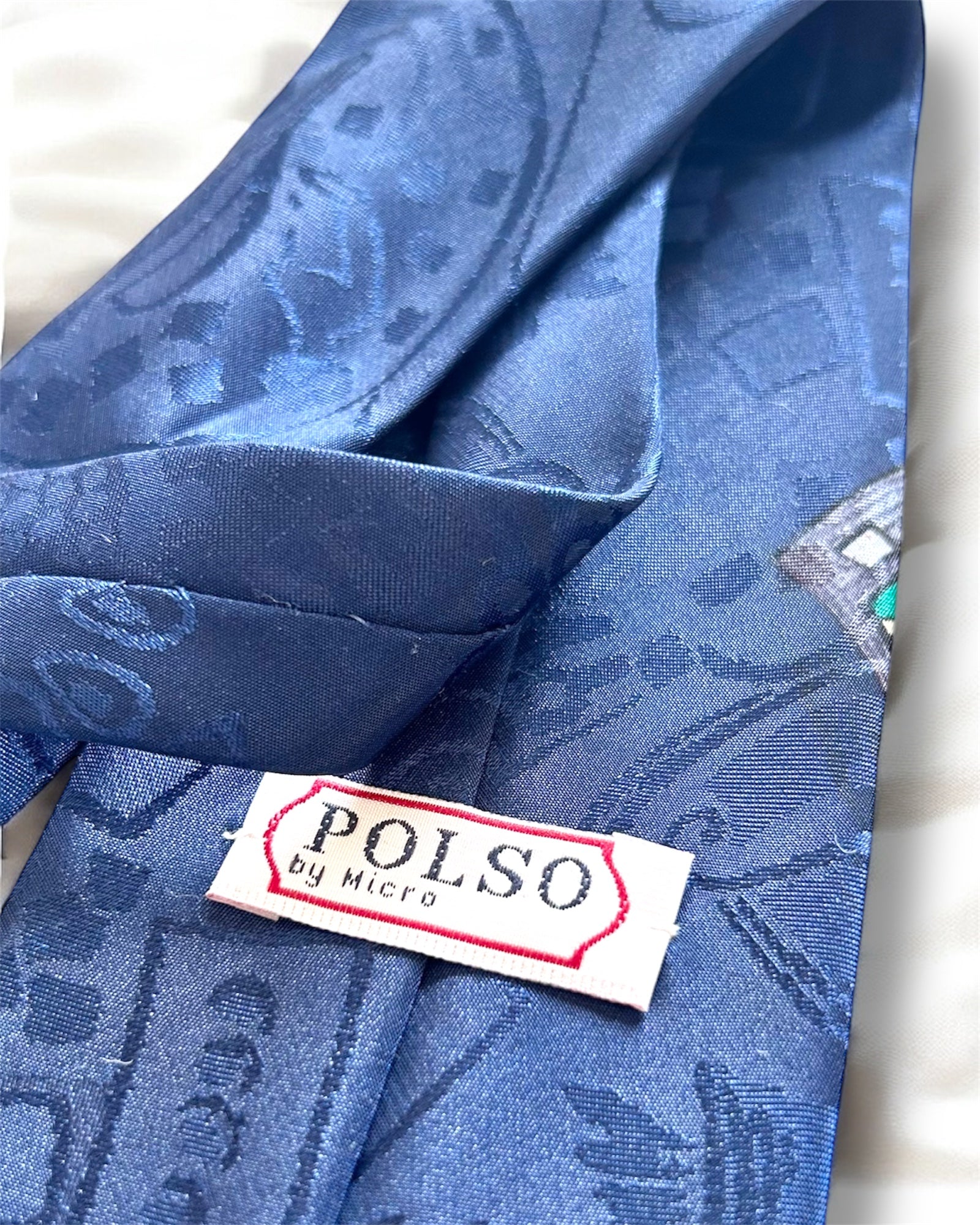 Vintage Hockey Theme Tie — 1990s