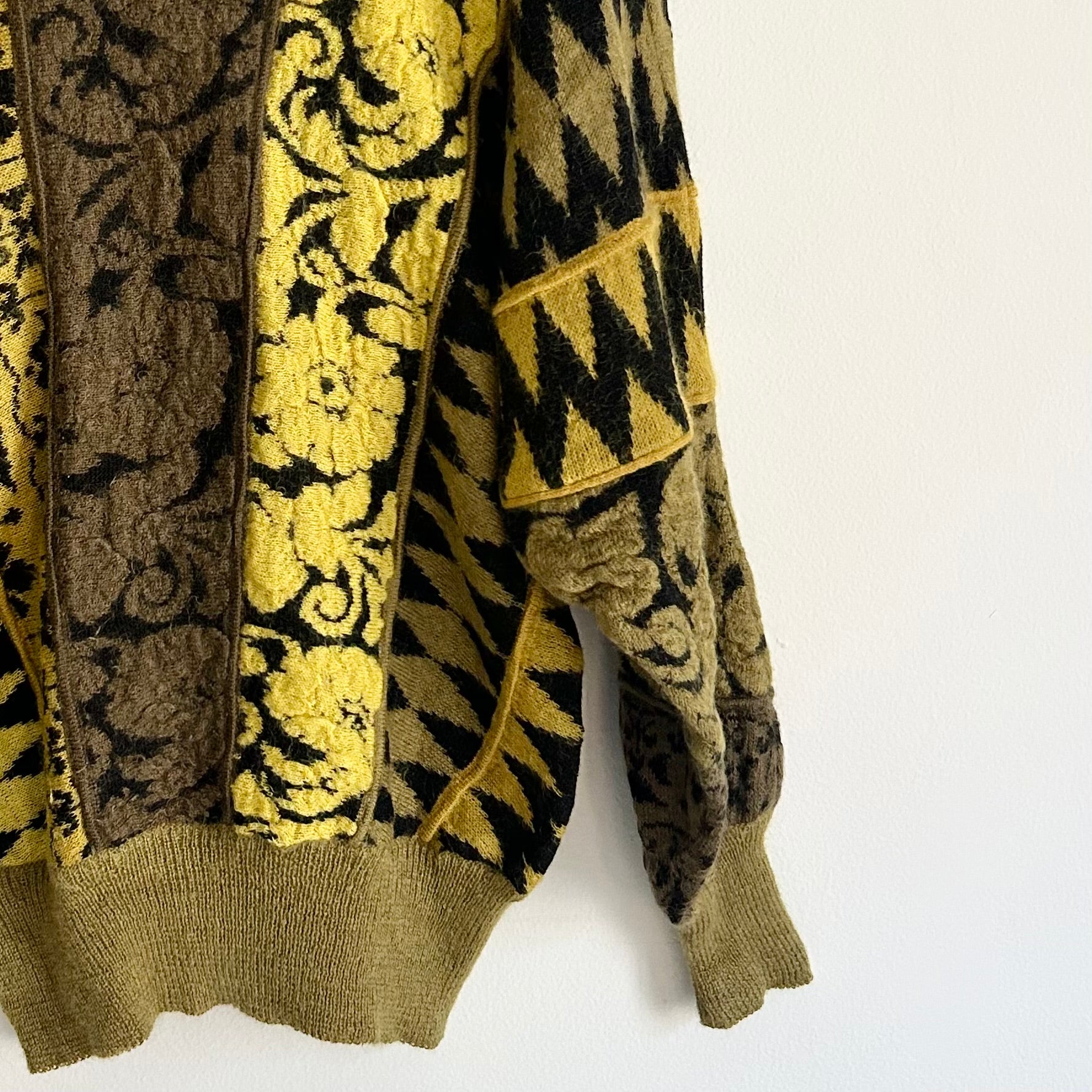 Oversized Baroque Pattern Knit