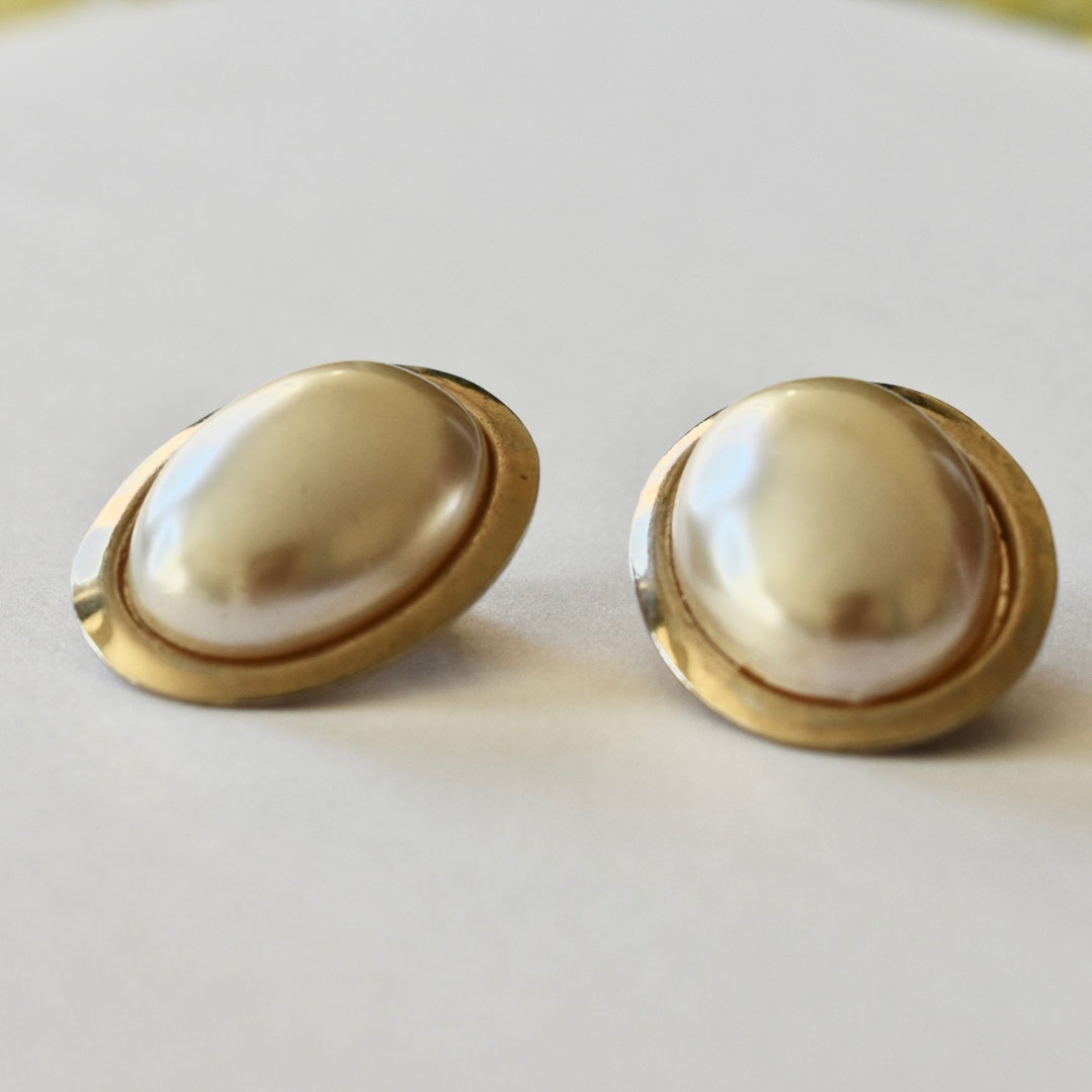 Vintage White Pearl Clip Earrings