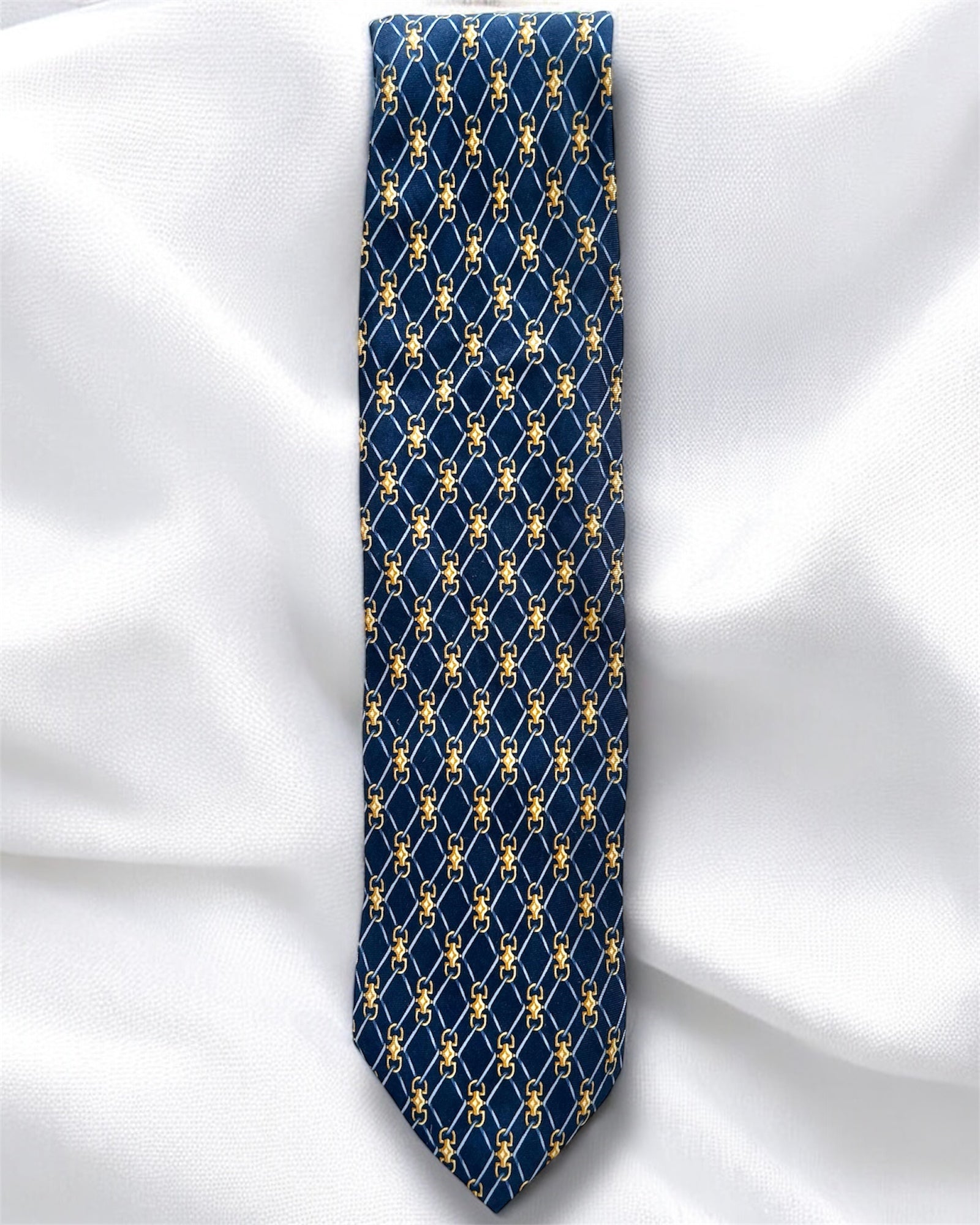 Vintage 1980s Beaufort for Tie Rack Silk Tie – Made in Italy – Navy Blue with Gold Chain Pattern