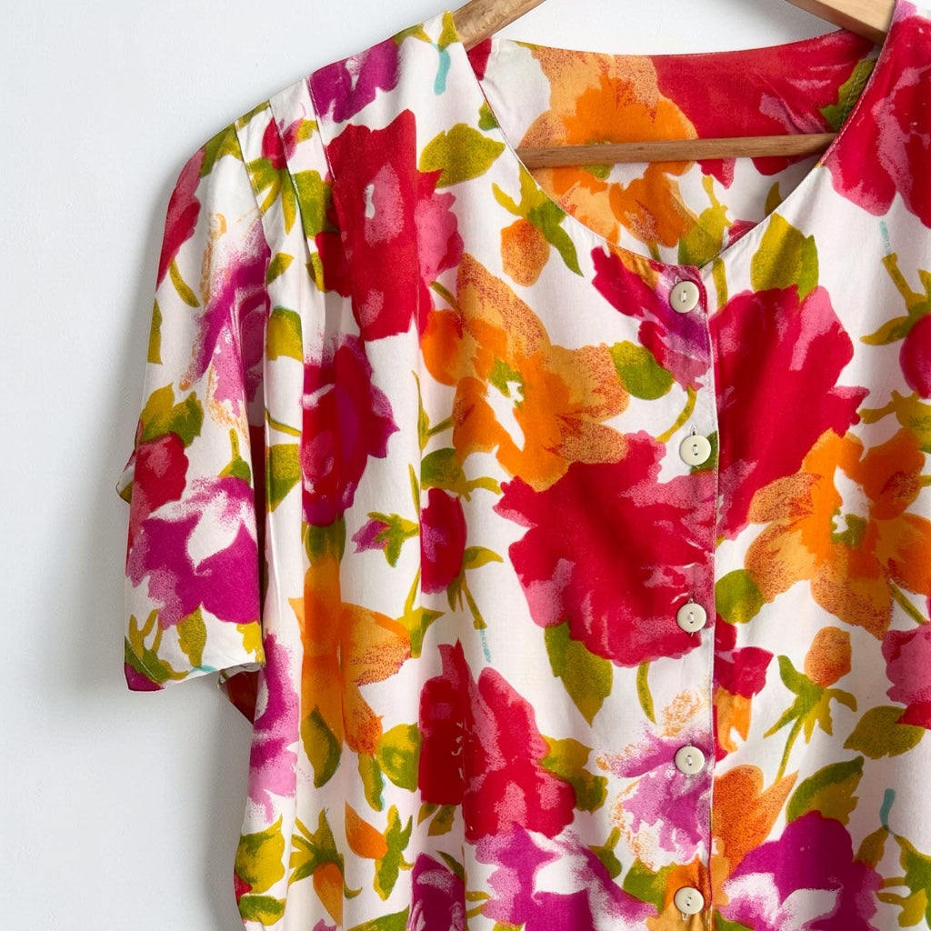 80s Multicolored Floral Short Sleeve Shirt • 100% Viscose • Plus Size