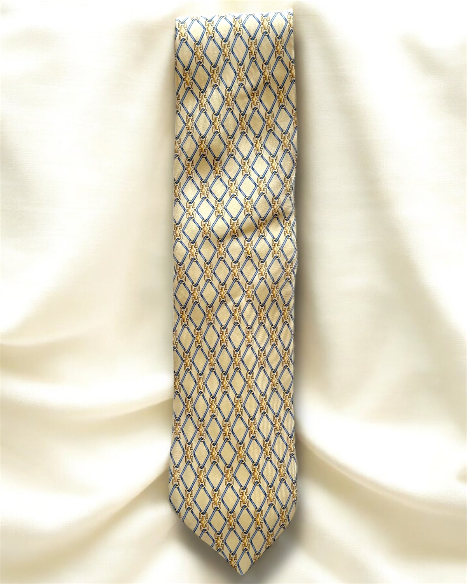 Vintage 1980s Beaufort for Tie Rack Silk Tie – Made in Italy – Chain Pattern in Gold & Blue on Beige