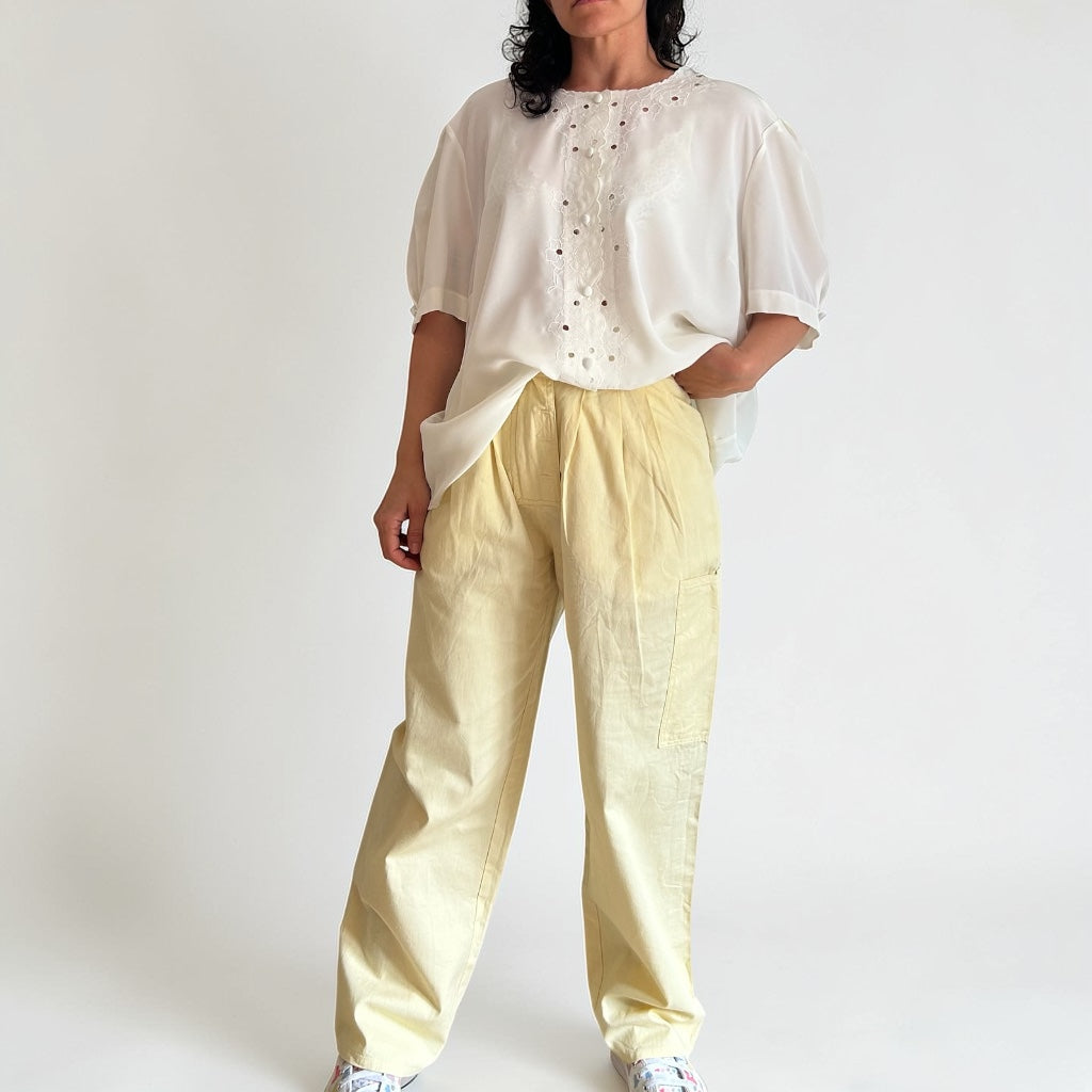 Vintage Romantic Off-White Blouse • Floral Broderie Anglaise