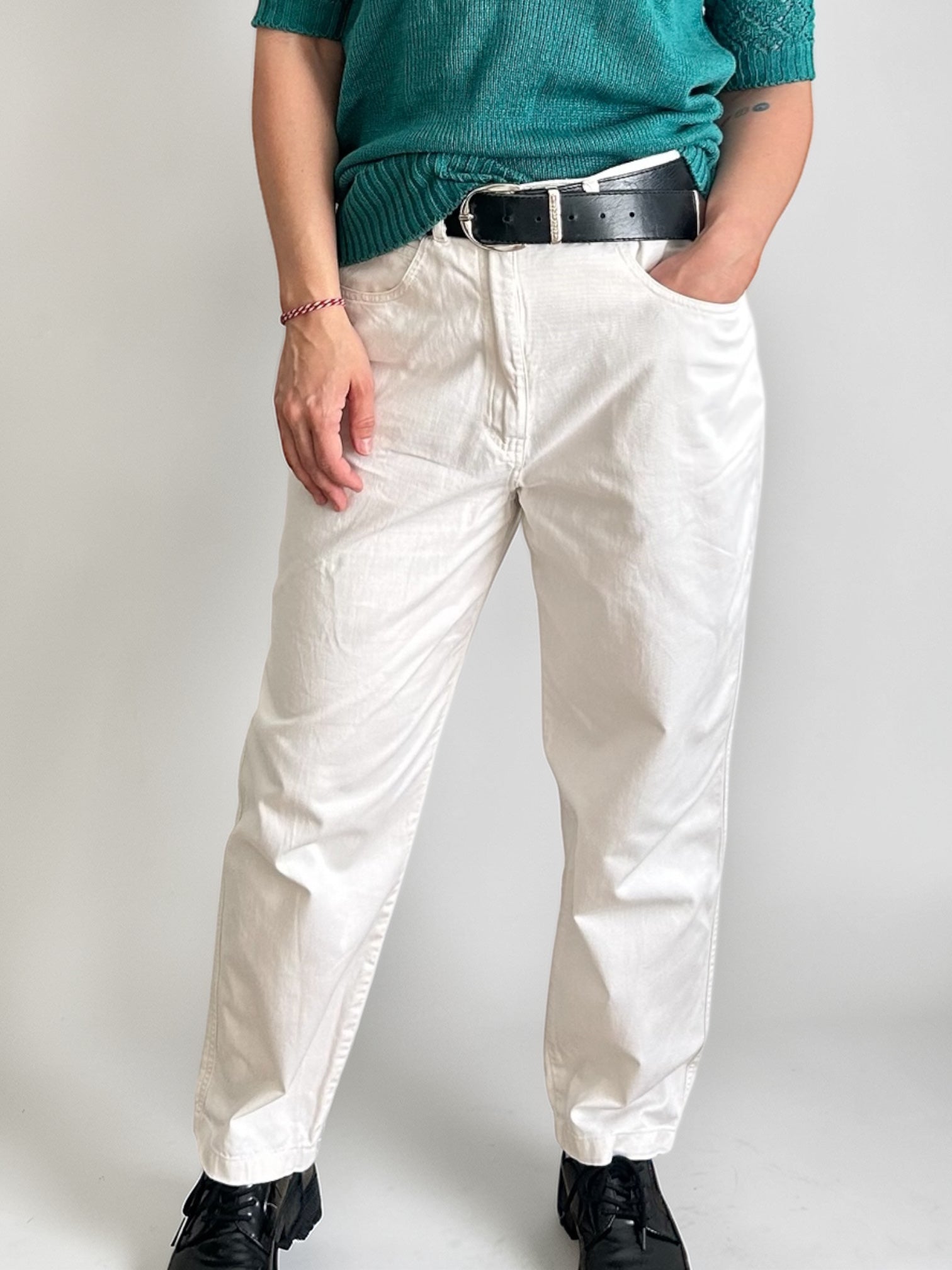 Vintage 90s High-Waisted Cream Mom Jeans