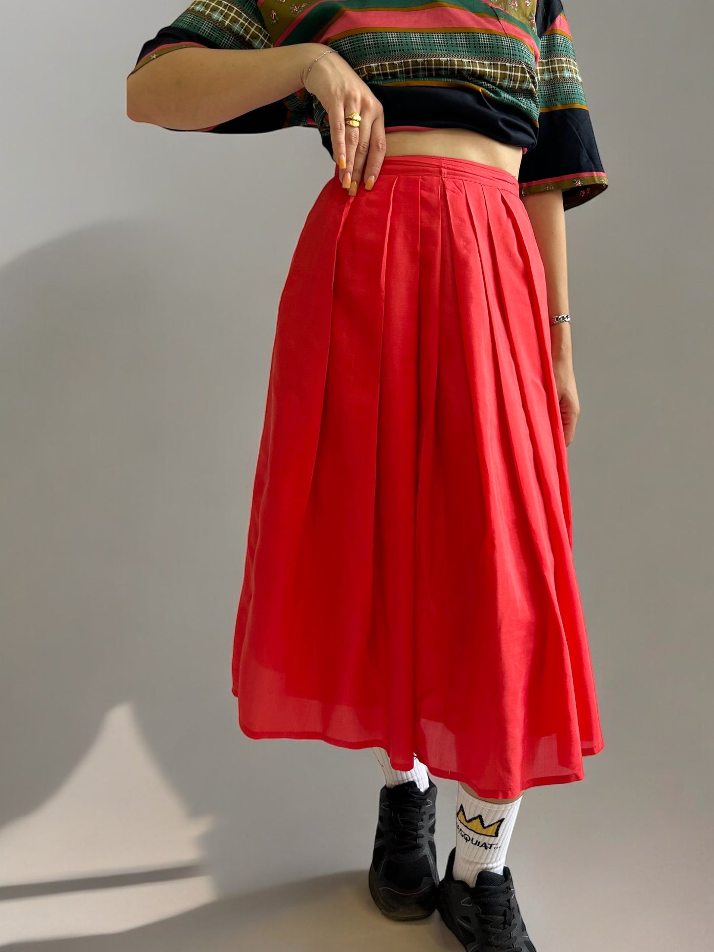 Vintage Pleated Flared Red Midi Skirt