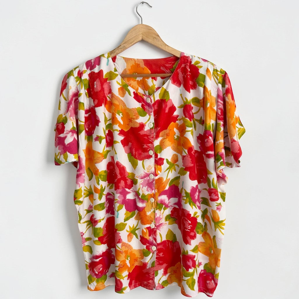80s Multicolored Floral Short Sleeve Shirt • 100% Viscose • Plus Size