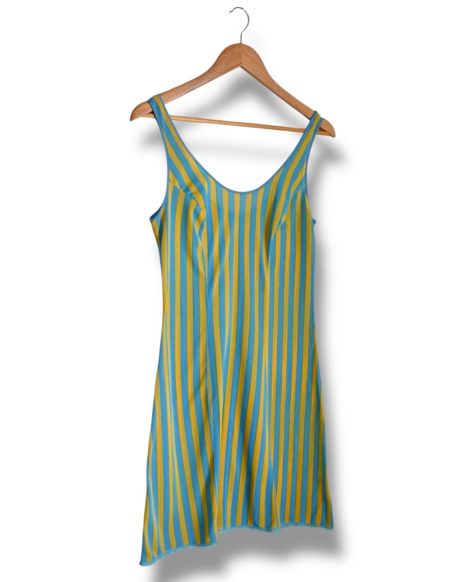 Vintage 70s Nightdresses – Geometric Prints & Vertical Stripes