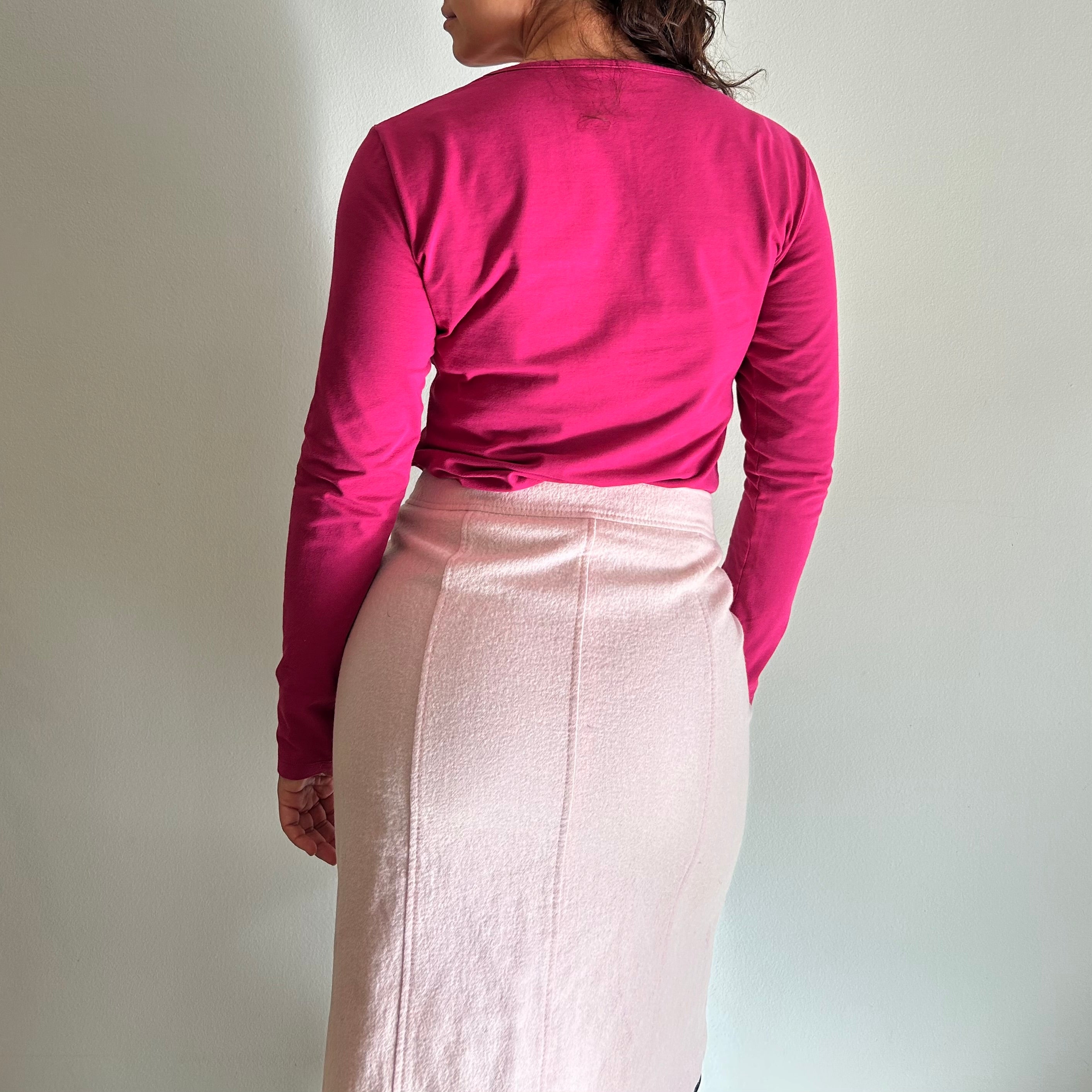 Early 2000s Y2K Reebok "Royal Crown" Long Sleeve – Magenta & Gold