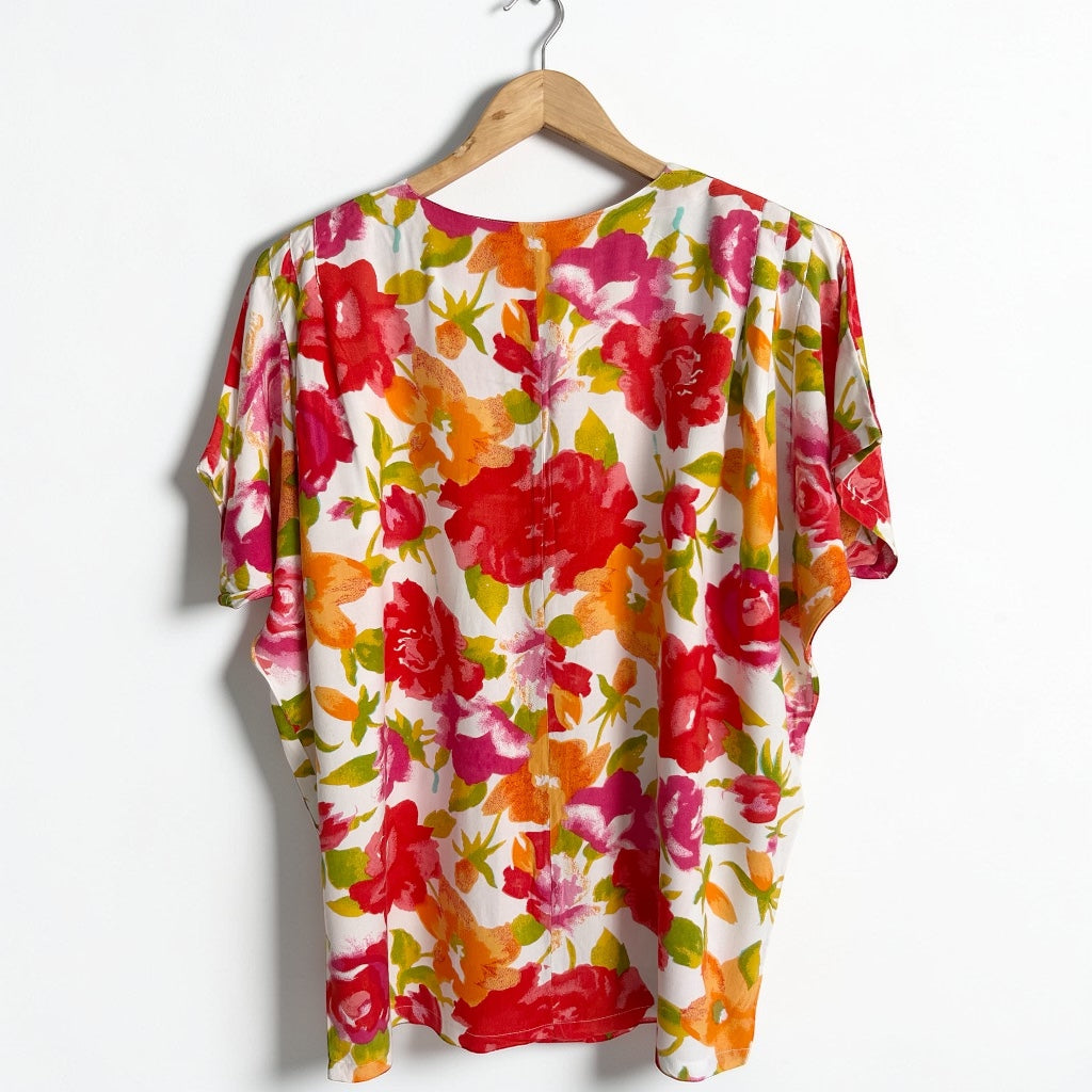 80s Multicolored Floral Short Sleeve Shirt • 100% Viscose • Plus Size