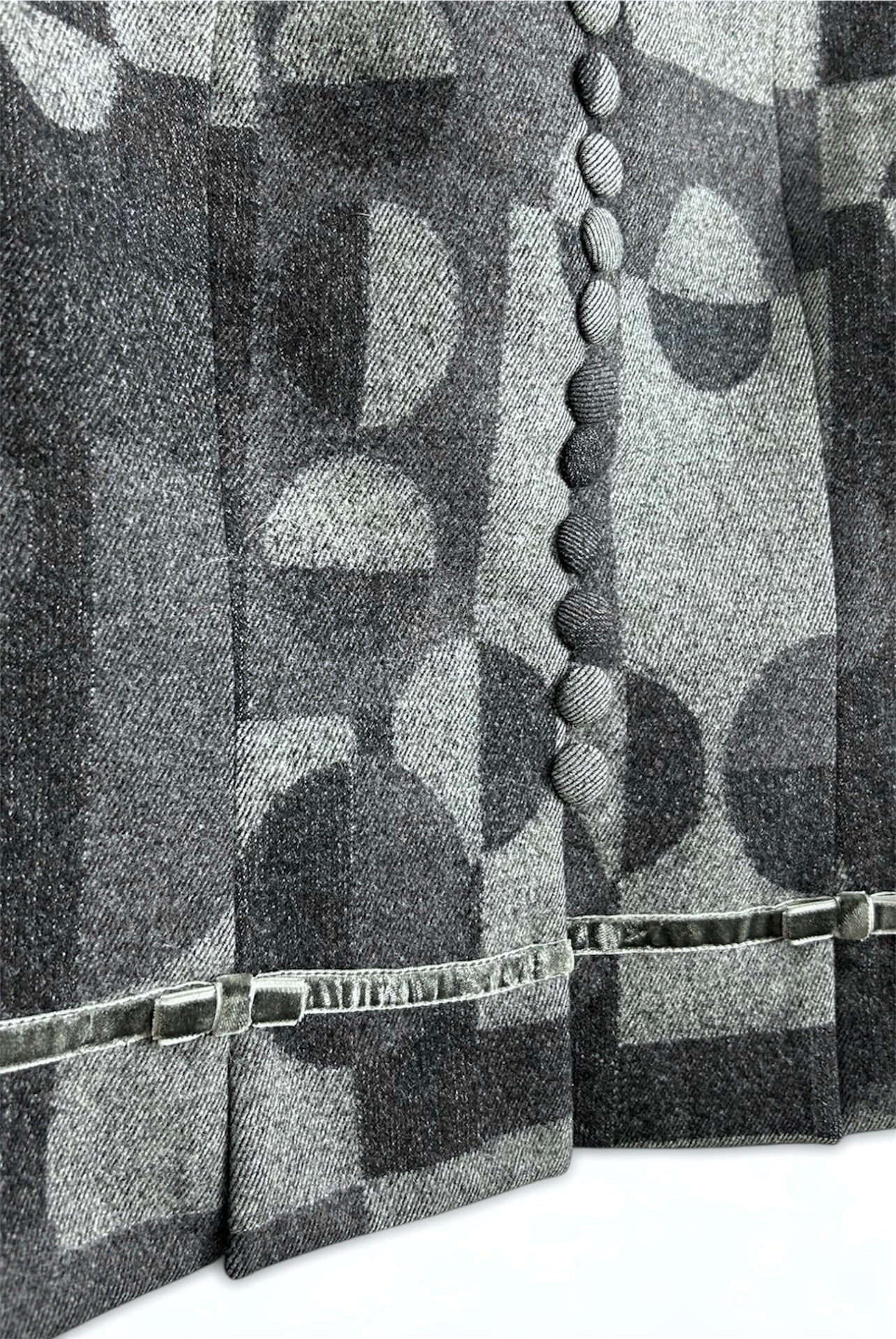 2000s Patterned Blazer – Graphic Minimalism