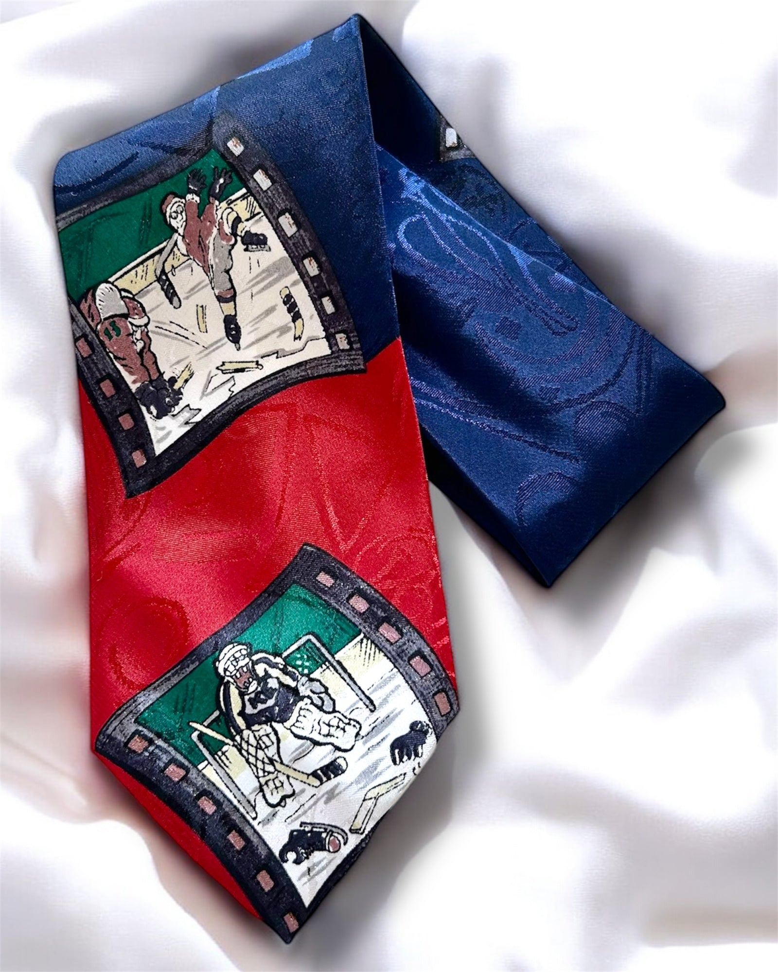 Vintage Hockey Theme Tie — 1990s